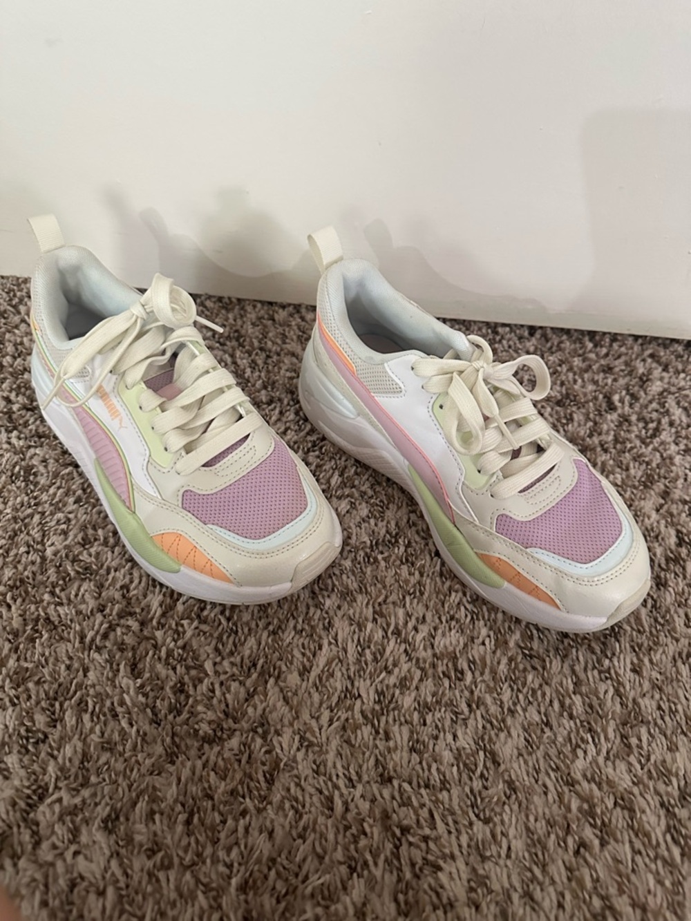 Women’s Pastel Lace-Up Athletic Sneakers - Cream & Pastel